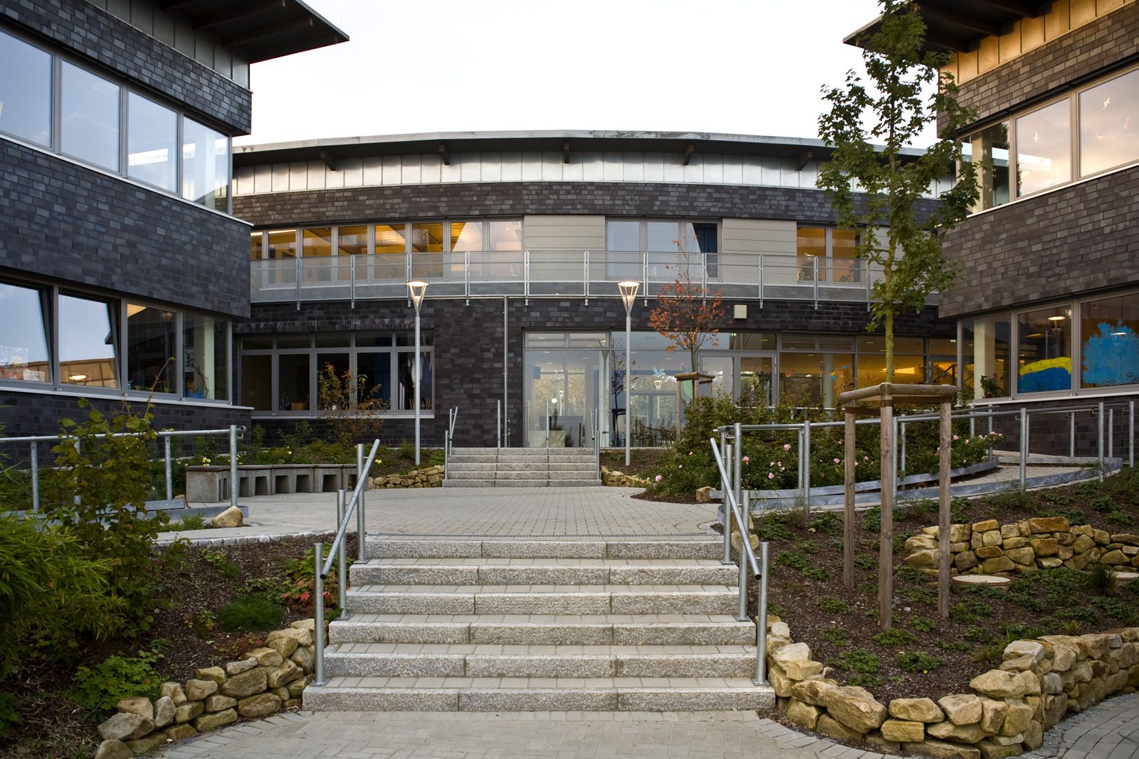 Private Ersatzschule für geistig behinderte Kinder / Stiftung Eben-Ezer