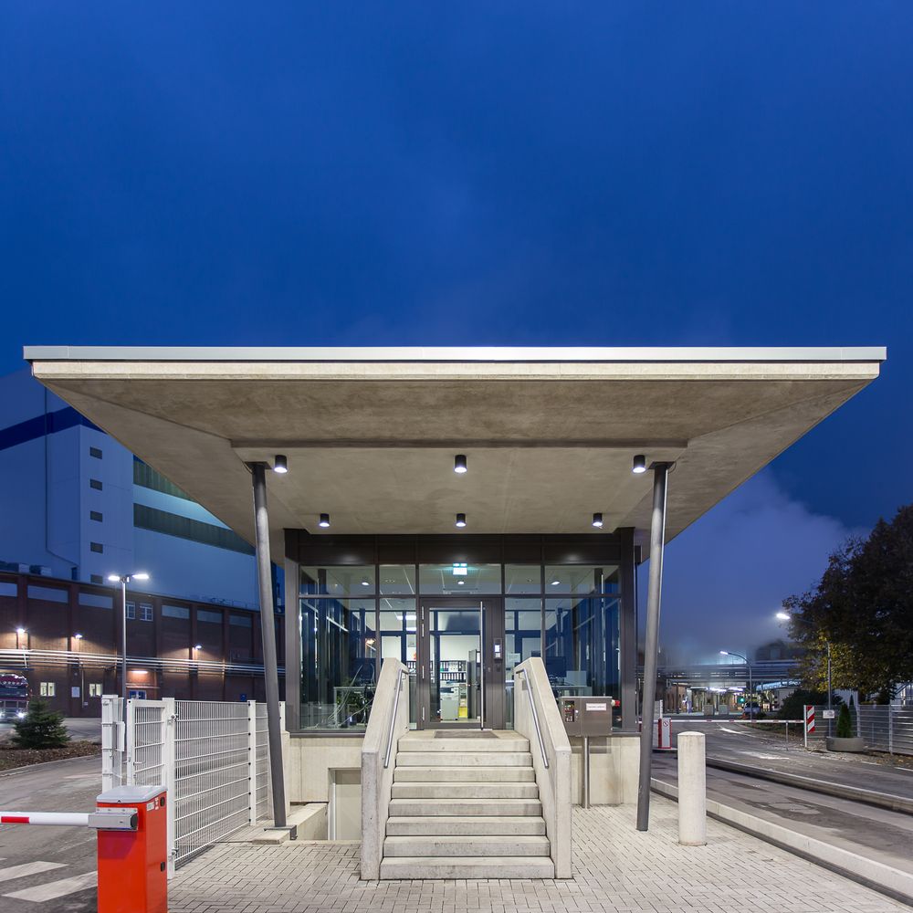 Neubau eines Eingangsgebäudes